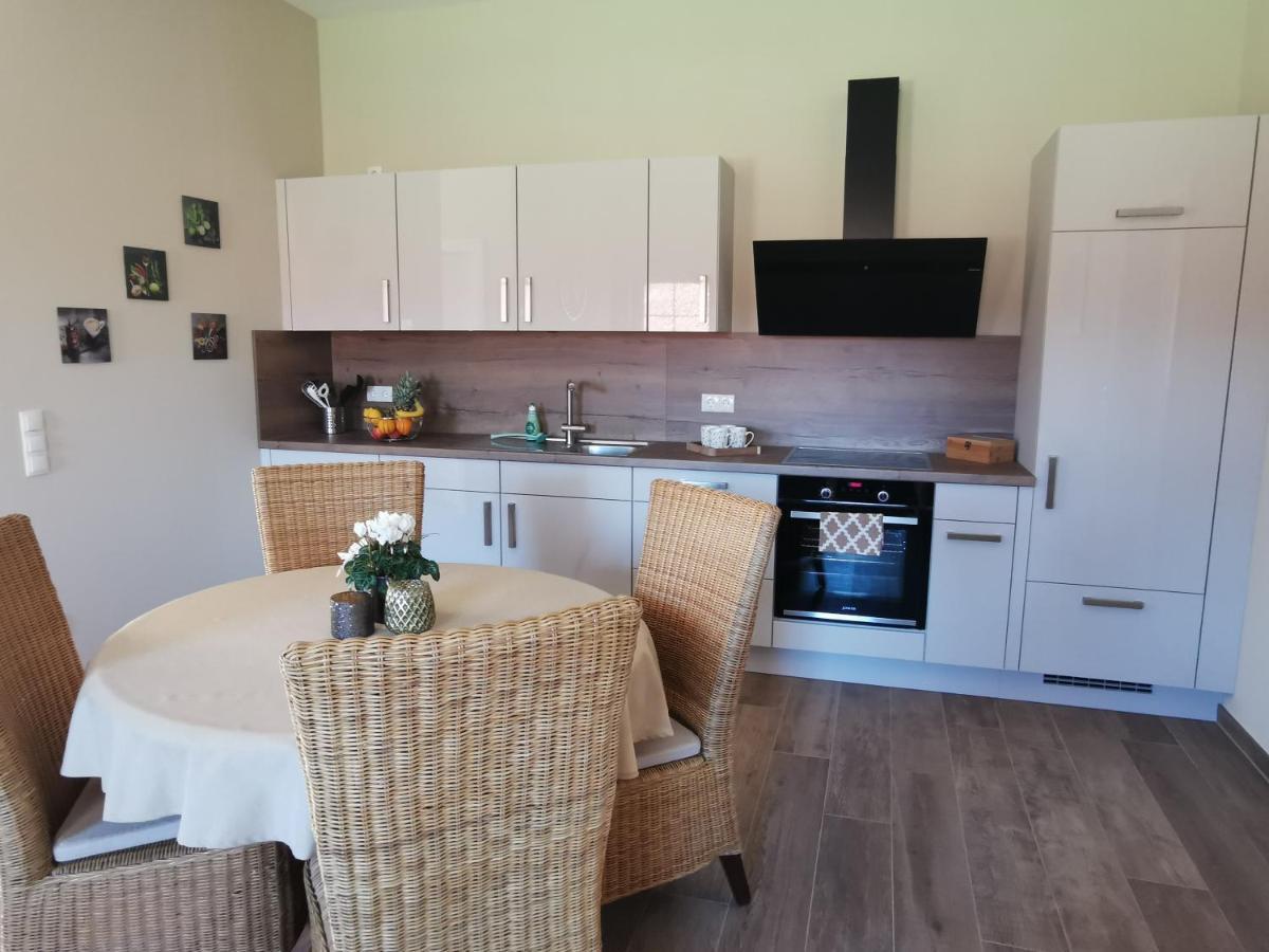 Haßloch Ferienwohnung Gestuet Von Erden מראה חיצוני תמונה